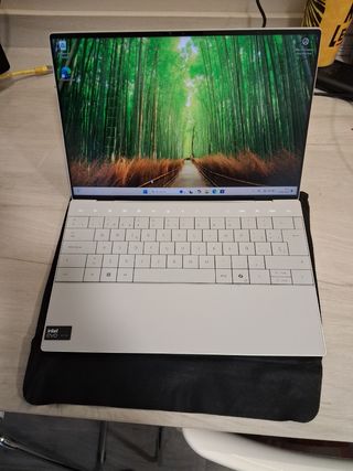 Notebook Dell XPS 13 Ultra 7 da 16 GB e 512 GB con Windows 11