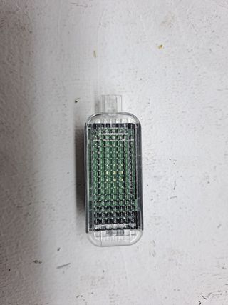 LUZ INTERIOR VOLKSWAGEN TRANSPORTER T5 AUTOBÚS (7HB, 7HJ, 7E (4)