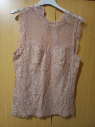 Blusa de encaje rosa