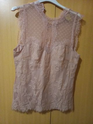 Blusa de encaje rosa