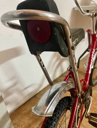 Bicicleta Motoretta Roja Vintage