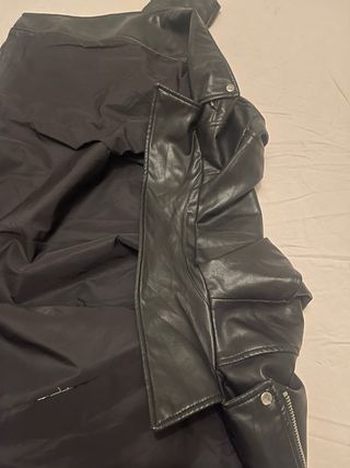 Cazadora cuero Zara