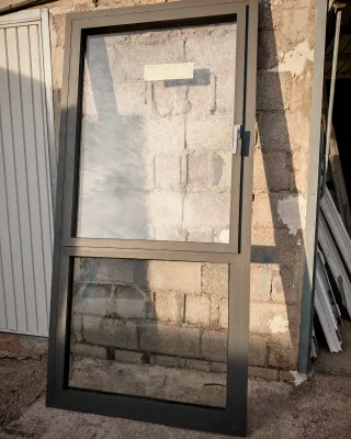 Ventana con fijo K line