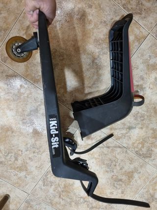 Piattaforma da passeggio Kid-Sit con sedile