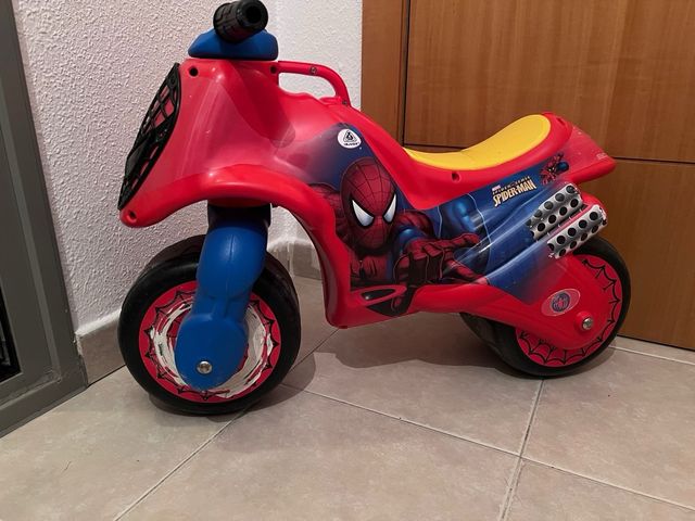 Correpasillos Spiderman