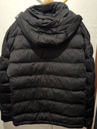 Chaqueta ZARA acolchada negra hombre