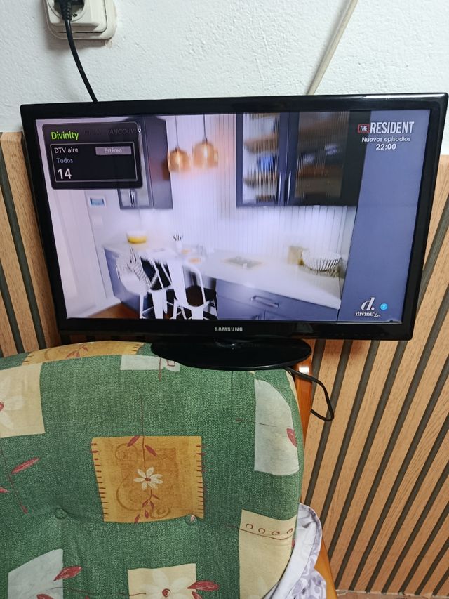 Televisore Samsung da 22"