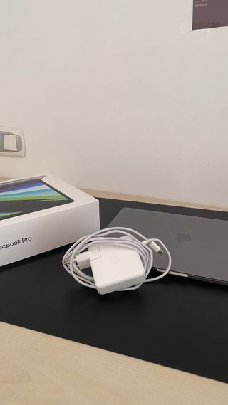 MacBook Pro 13 (2022)