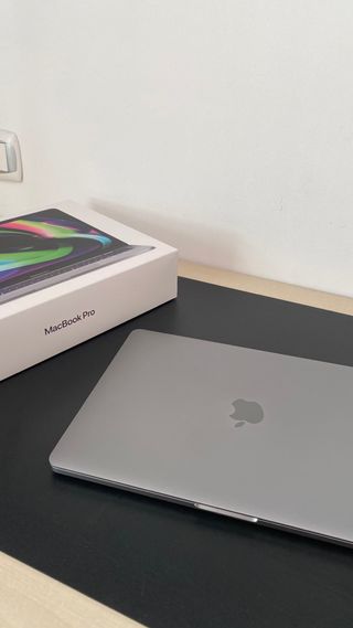 MacBook Pro 13 (2022)