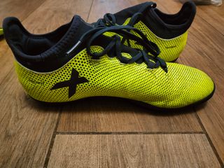 Scarpe calcetto Adidas calcetto n.44 + parastinchi