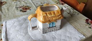 Teiera a forma di casa