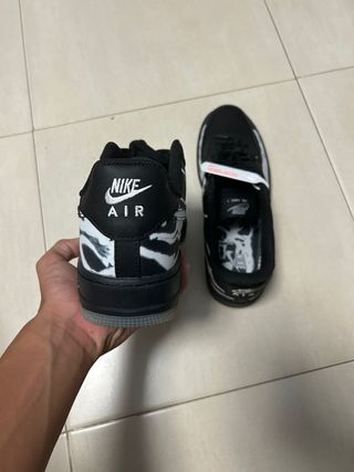 Nike Air Force 1 x Skeleton