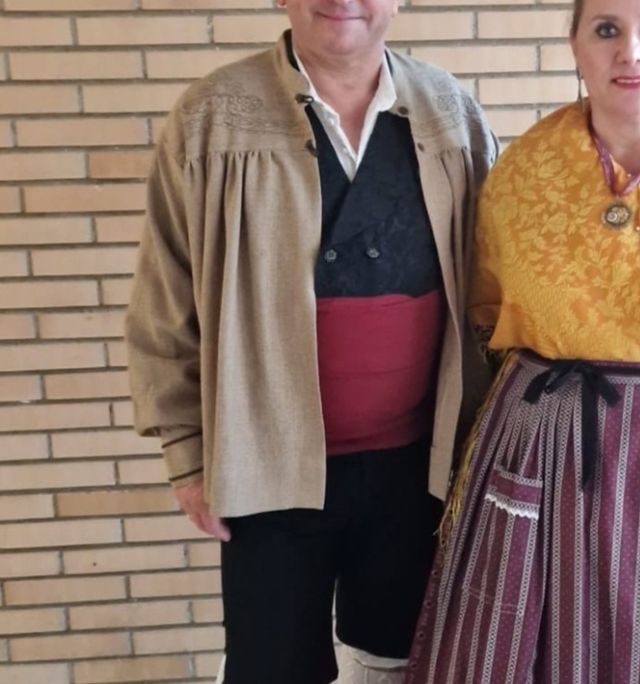 Blusón tocinera baturro beige y marrón