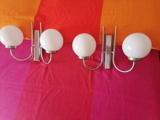 Apliques vintage plateados y blancos