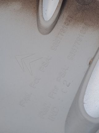 TAPACUBOS CITROEN BERLINGO (2)