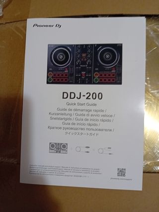 Controlador DJ Pioneer DDJ-200