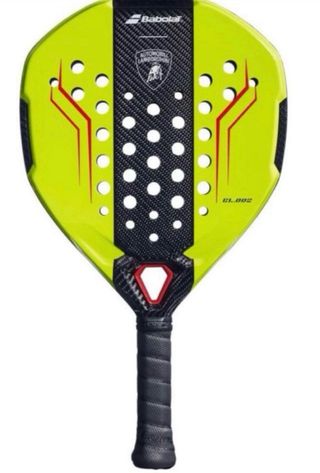 Pala Babolat x LAMBORGHINI.
