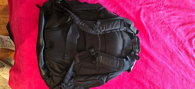 Mochila Oakley Negra