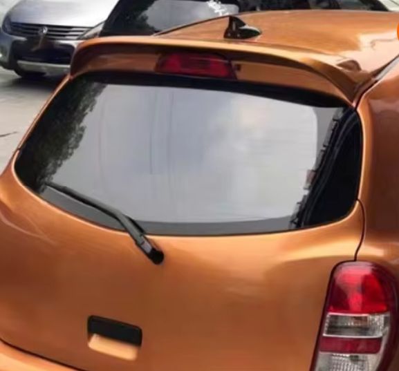 Spoiler posteriore Nissan Micra/March