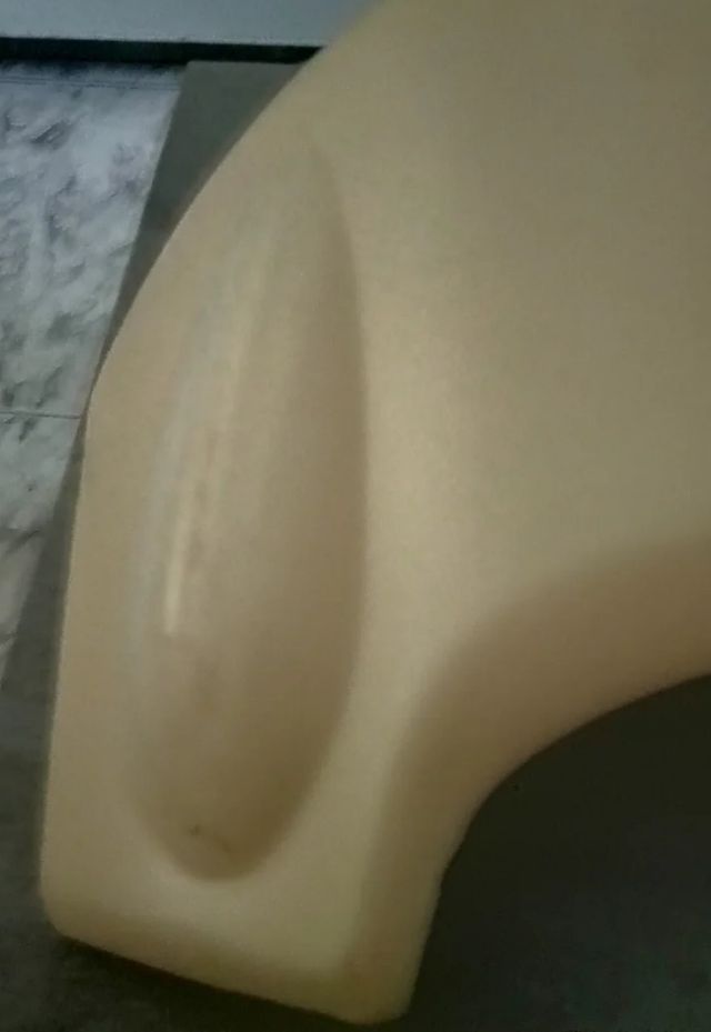 Spoiler posteriore Nissan Micra/March