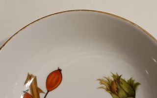 Cuenco de porcelana con diseño floral Royal worces