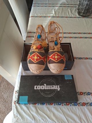 Sandalias Coolway estilo andino talla 40 nuevas