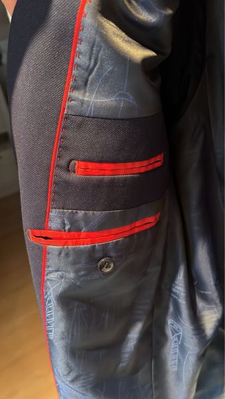 Traje de vestir azul marino para hombre