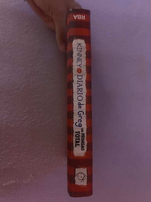 Diario de Greg 1 - Un pringao total