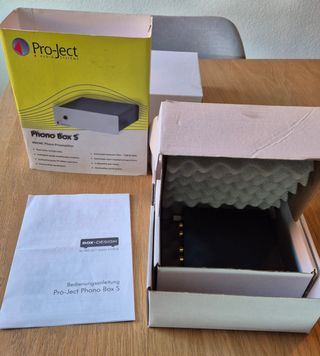 Pro-Ject Phono Box S Previo MM/MC Negro