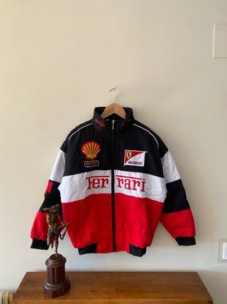 Chaqueta Ferrari Negra, Roja y Blanca
