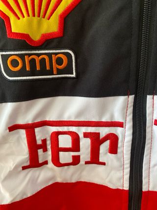 Chaqueta Ferrari Negra, Roja y Blanca