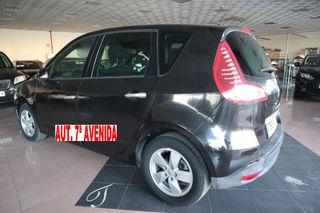 Renault Scenic 2011