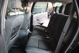 Renault Scenic 2011