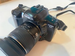 Cámara Minolta Dynax 3xi + Objetivo AF 70-210