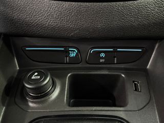 Ford Transit Courier 1.5 TDCi 2020 (PANTALLA)