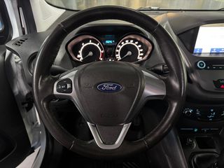 Ford Transit Courier 1.5 TDCi 2020 (PANTALLA)