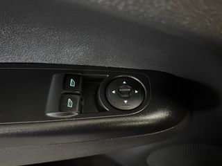 Ford Transit Courier 1.5 TDCi 2020 (PANTALLA)