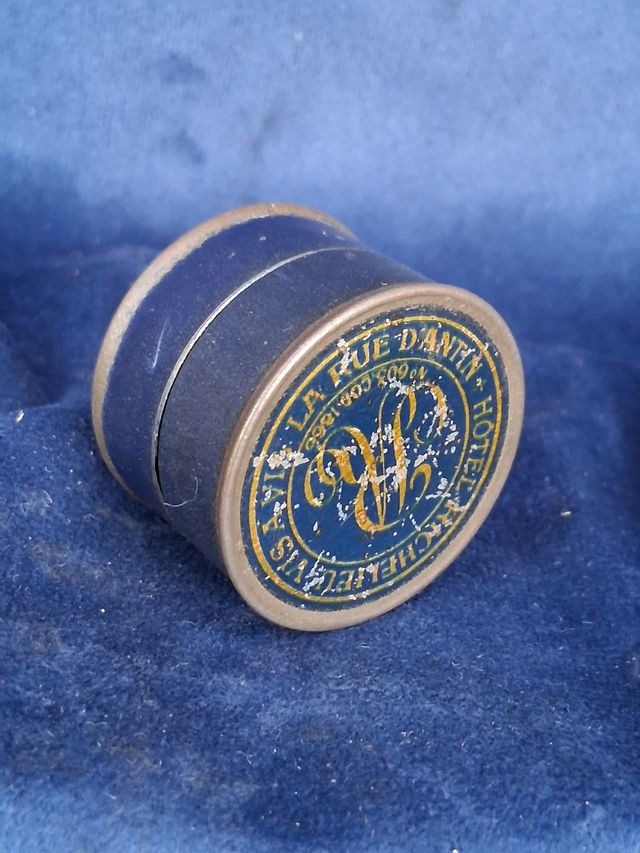 Collezione Caja Farmacia