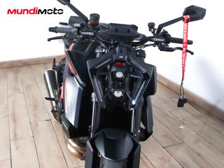 KTM 1390 SUPER DUKE R