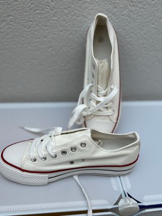 Zapatillas casuales blancas mujer