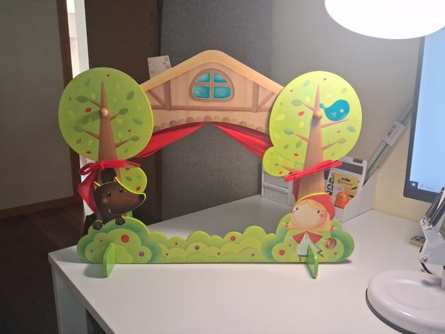 Teatro de marionetas infantil como nuevo