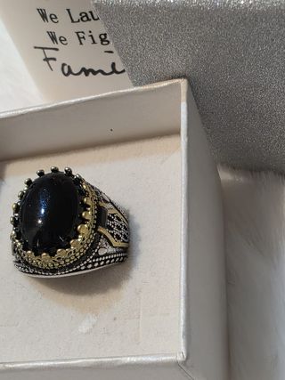 Anillo Hombre Negro y Dorado