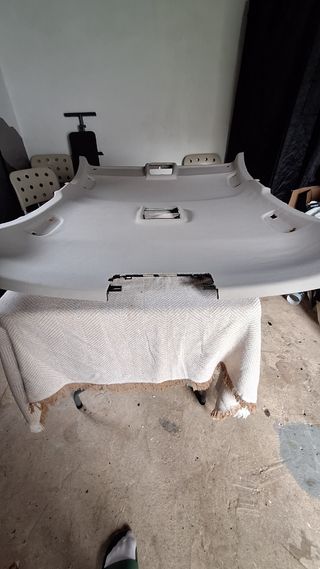 Tapiceria de coche,techo,puertas