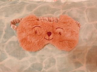 Antifaz de peluche con diseño de oso