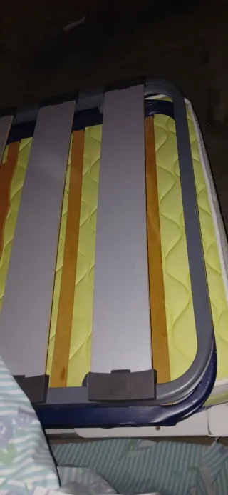 Cama nido blanca con cajones y colchones