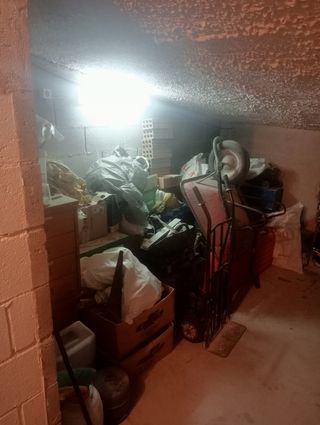 Trastero en venta
Acceso con coche.

