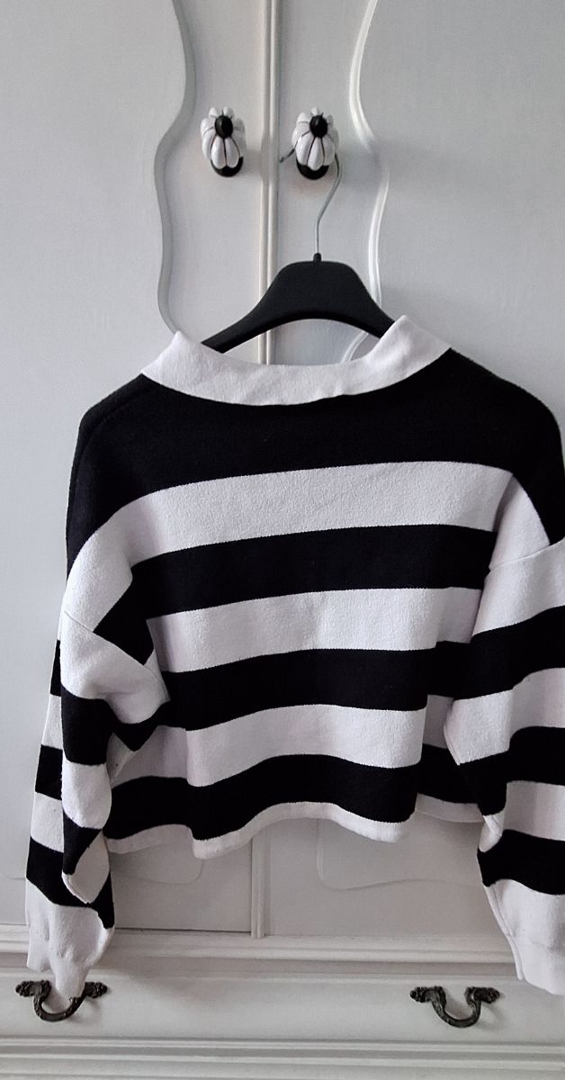 JERSEY DE RAYAS BERSHKA