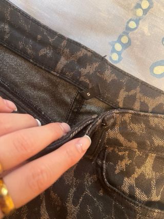 Pantalones de leopardo
