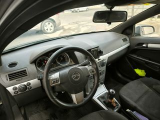 Opel Astra gtc 1.7