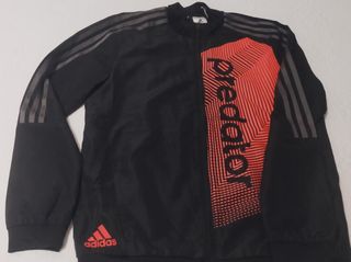 Chaqueta Adidas Predator Negra y Roja talla 13-14

